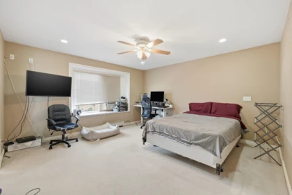 Loft / Bonus Room Photo of 14665 76a Avenue, Surrey, BC