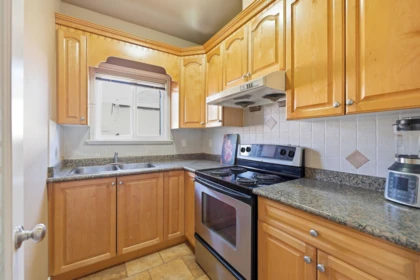 Primary Bedroom Photo of 14665 76a Avenue, Surrey, BC