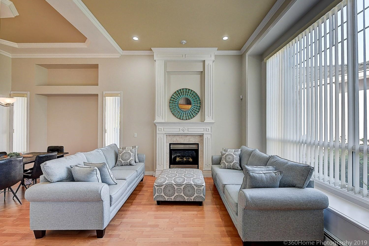 Family Room Photo of 15648 83a Avenue, Surrey, BC