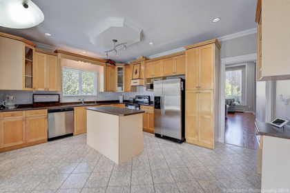 Breakfast Nook Photo of 15648 83a Avenue, Surrey, BC