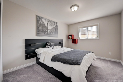 Hallway Photo of 15648 83a Avenue, Surrey, BC