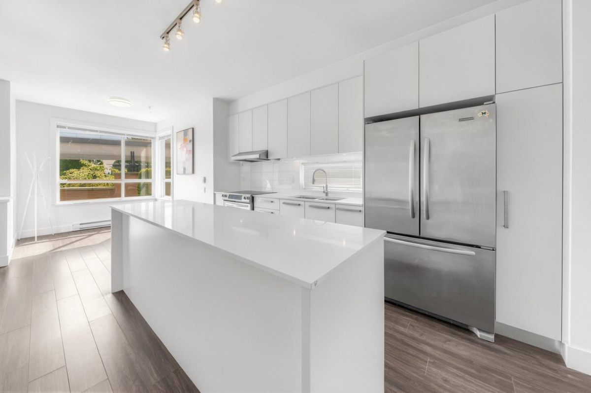 Family Room Photo of 18 6868 Burlington Avenue, Burnaby, BC