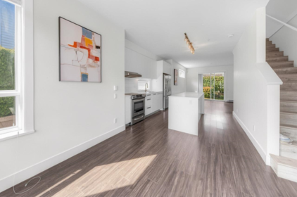 Kitchen Island Photo of 18 6868 Burlington Avenue, Burnaby, BC