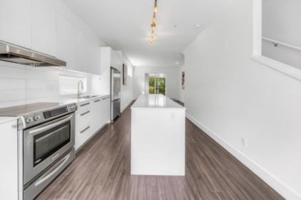 Kitchen Photo of 18 6868 Burlington Avenue, Burnaby, BC