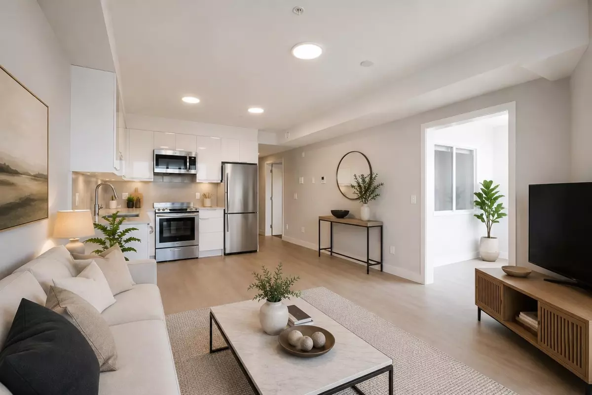 Dining Area Photo of 307 3050 Kingsway, Vancouver, BC