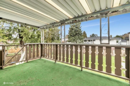 Garden / Landscaping Photo of 11573 84a Avenue, Delta, BC