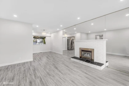 Kitchen Island Photo of 11573 84a Avenue, Delta, BC