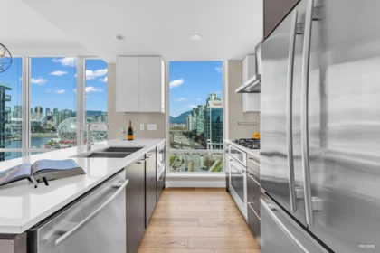 Kitchen Island Photo of 1703 1618 Quebec Street, Vancouver, BC