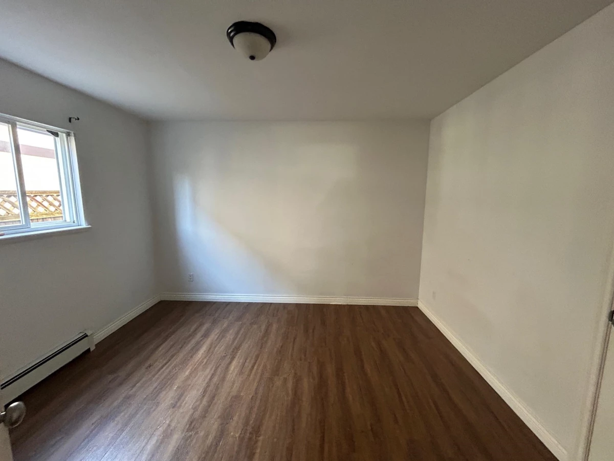 Family Room Photo of 8523 Thorpe Street, Mission, BC