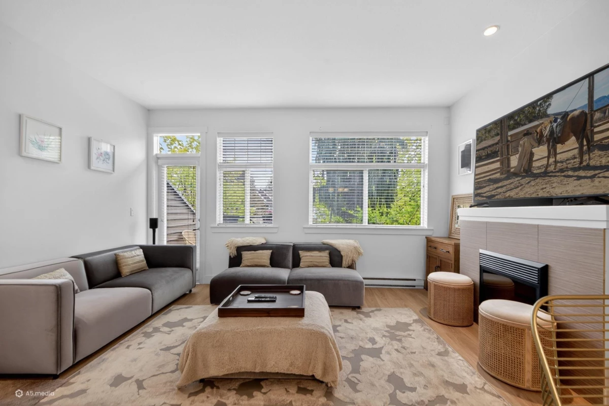 Family Room Photo of 14 14377 60 Avenue, Surrey, BC