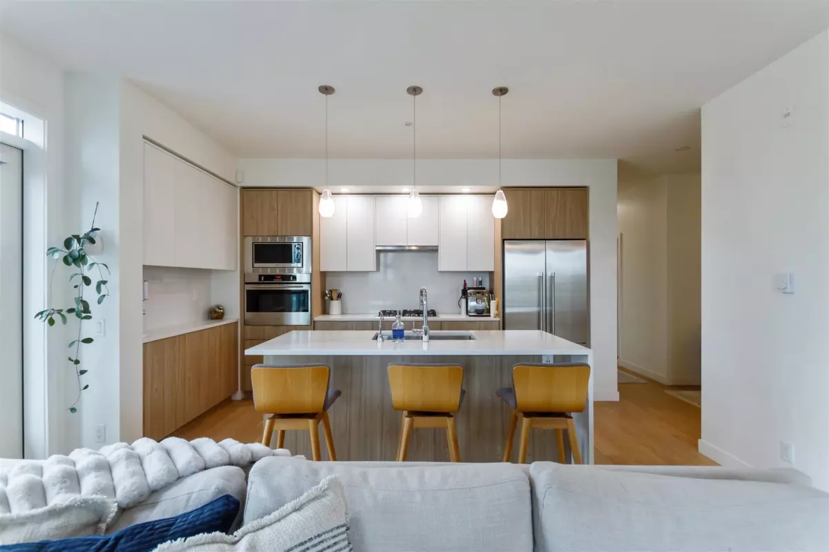 Dining Area Photo of 508 516 Foster Avenue, Coquitlam, BC