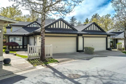 42 17917 68 Avenue, Surrey, BC, Surrey — Townhouse for sale