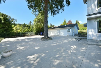 Front Yard Photo of 6502 Sunshine Coast Highway, Sechelt, BC