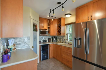 Kitchen Island Photo of 6502 Sunshine Coast Highway, Sechelt, BC