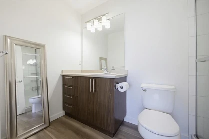 Entry Foyer Photo of 309 45530 Market Way, Chilliwack, BC