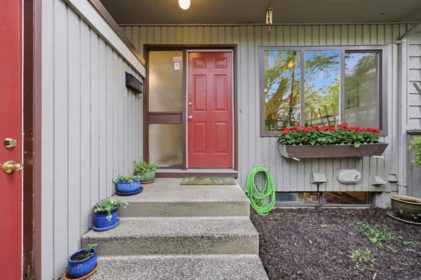 4748 Laurelwood Place, Burnaby, BC, Burnaby — Townhouse for sale