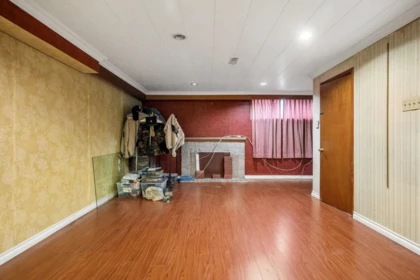 Entry Foyer Photo of 1388 E 60th Avenue, Vancouver, BC