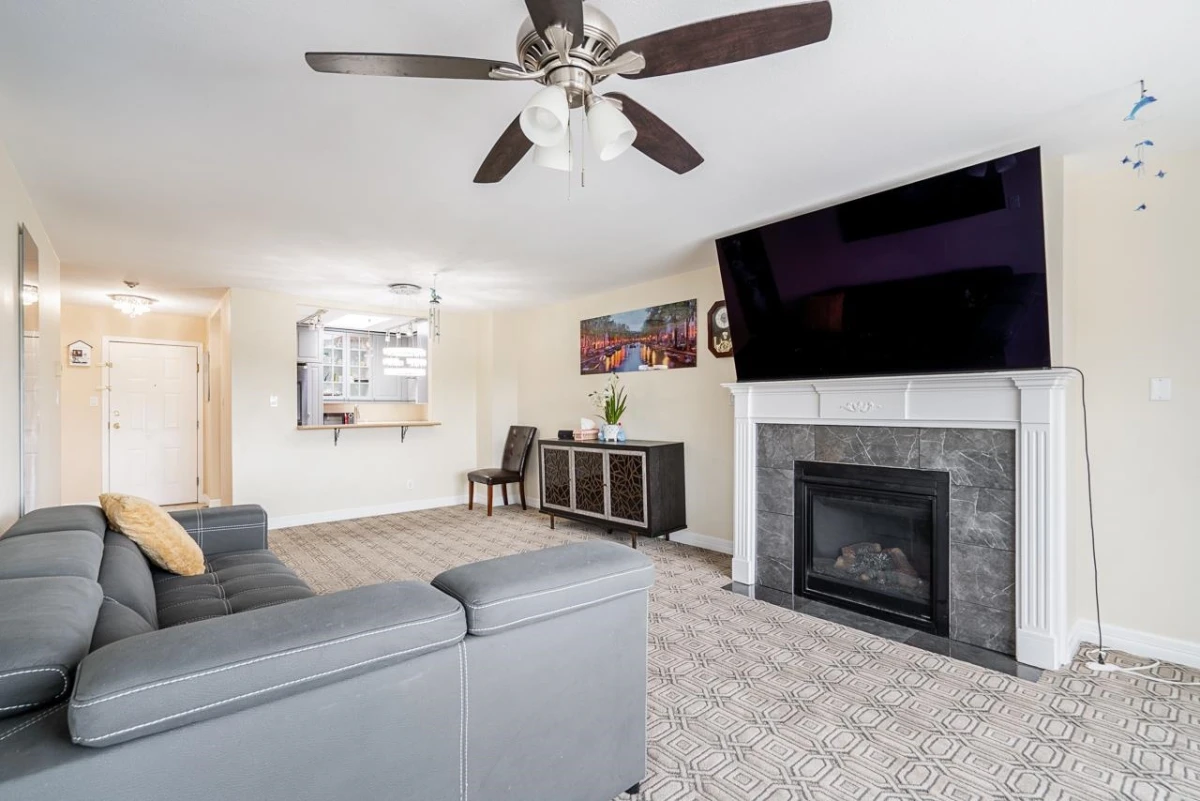 Family Room Photo of 306 9763 140 Street, Surrey, BC