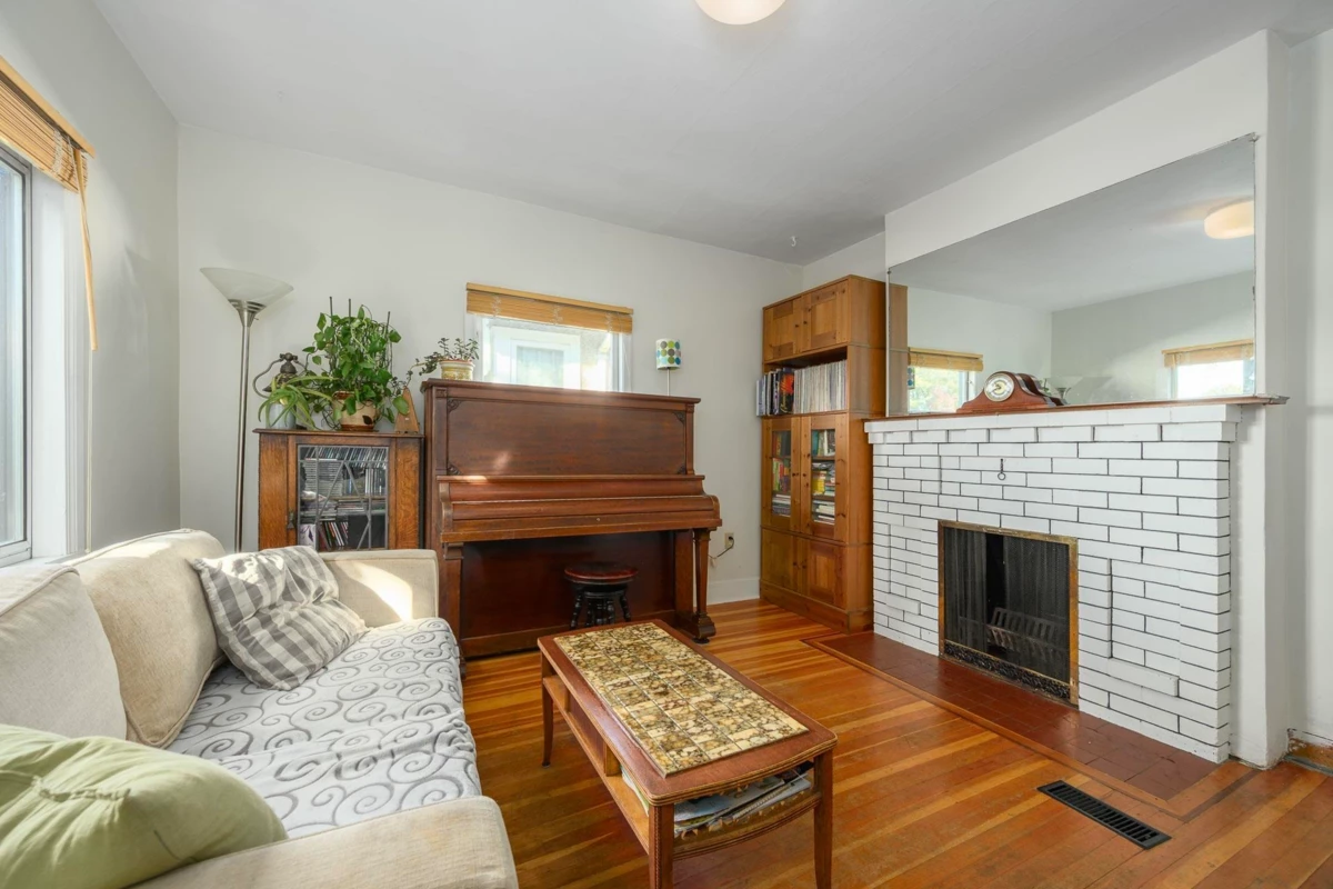 Living Room Photo of 2633 Venables Street, Vancouver, BC