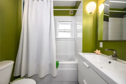 Breakfast Nook Photo of 2633 Venables Street, Vancouver, BC