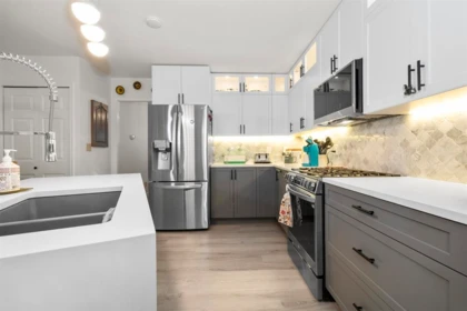 Kitchen Photo of 3 9515 Woodbine Street, Chilliwack, BC