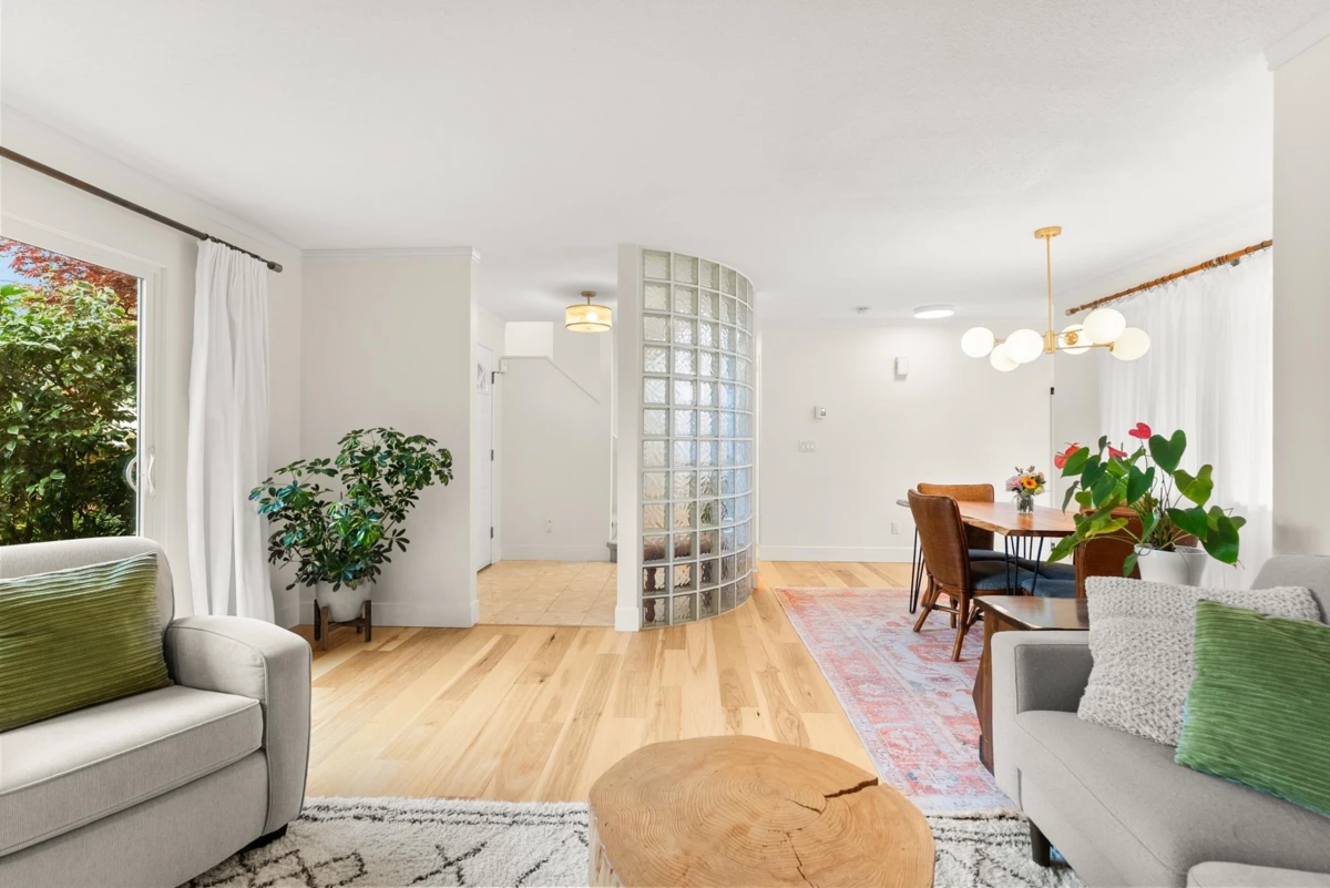 Dining Area Photo of 25 12438 Brunswick Place, Richmond, BC