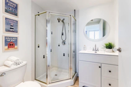 Powder Room Photo of 902 124 W 1st Street, North Vancouver, BC