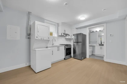 Hallway Photo of 2619 Mcgill Street, Vancouver, BC