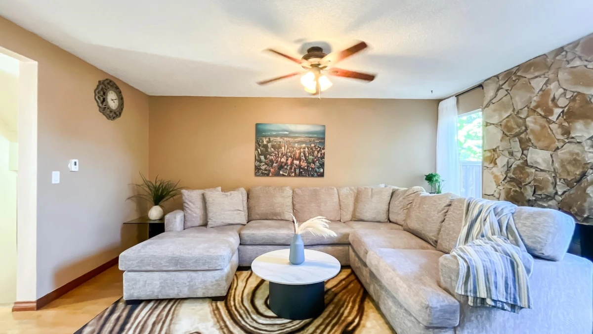 Dining Area Photo of 35 9348 128 Street, Surrey, BC