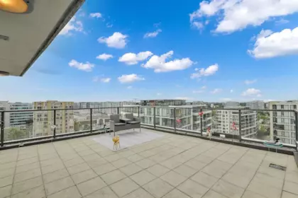 PH1 7988 Ackroyd Road, Richmond, BC, Richmond — Apartment/Condo for sale