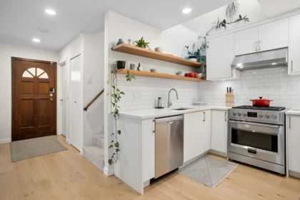 Office / Den Photo of 2421 Trafalgar Street, Vancouver, BC