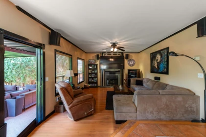 Breakfast Nook Photo of 8588 141 Street, Surrey, BC