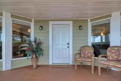 Breakfast Nook Photo of 5760 Boulevard Street, Sechelt, BC