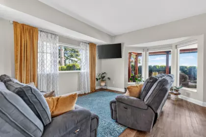 Outdoor Patio Photo of 5760 Boulevard Street, Sechelt, BC