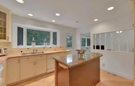 Breakfast Nook Photo of 11130 64a Avenue, Delta, BC