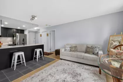 1005 811 Helmcken Street, Vancouver, BC, Vancouver — Apartment/Condo for sale