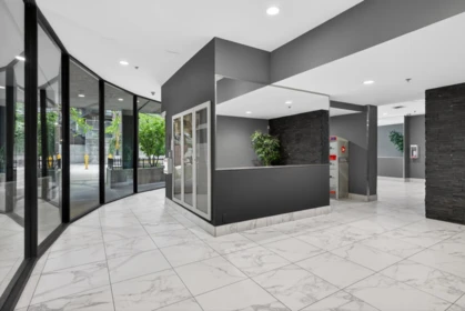 Front Yard Photo of 1005 811 Helmcken Street, Vancouver, BC