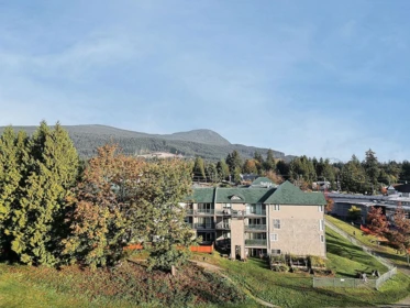 Outdoor Patio Photo of 1 622 Farnham Road, Gibsons, BC