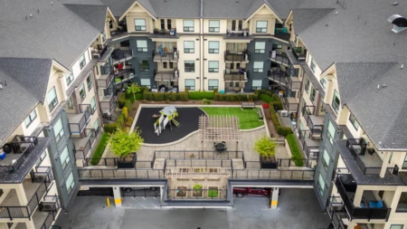 416-417 2493 Montrose Avenue, Abbotsford, BC, Abbotsford — Apartment/Condo for sale