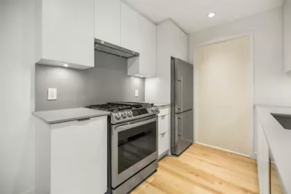Primary Bedroom Photo of 416-417 2493 Montrose Avenue, Abbotsford, BC
