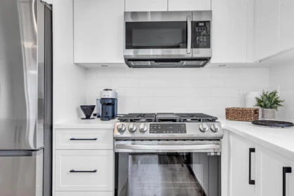 Breakfast Nook Photo of 323 7506 199a Street, Langley, BC