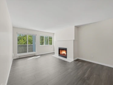 204 7431 Blundell Road, Richmond, BC, Richmond — Apartment/Condo for sale