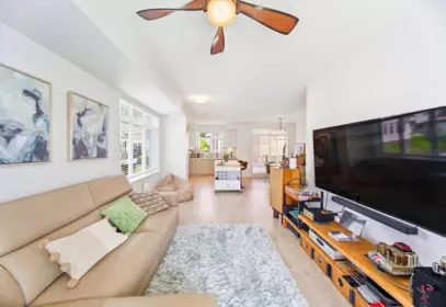 8 2070 Oak Meadows Drive, Surrey, BC, Surrey — Townhouse for sale