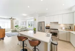 8 2070 Oak Meadows Drive, Surrey, BC