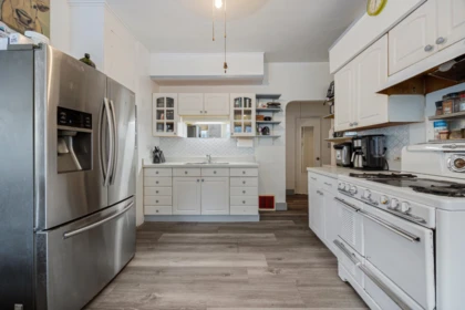 Pantry Photo of 1105 Hamilton Street, New Westminster, BC