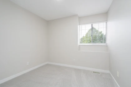 Basement Recreation Room Photo of 31 31255 Upper Maclure Drive, Abbotsford, BC
