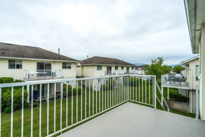 Hot Tub / Spa Photo of 31 31255 Upper Maclure Drive, Abbotsford, BC