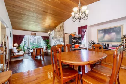 Breakfast Nook Photo of 10764 Fraserglen Drive, Surrey, BC