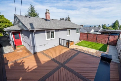 Community Amenities Photo (Clubhouse) of 914 Ladner Street, New Westminster, BC
