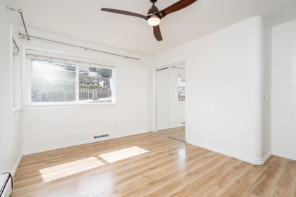 Office / Den Photo of 914 Ladner Street, New Westminster, BC